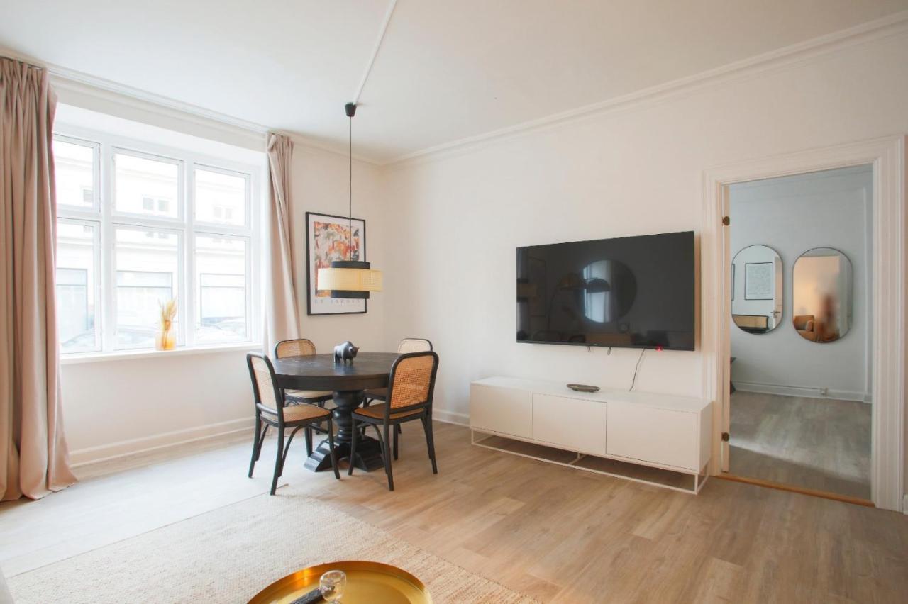 Homely 1 Bedroom Flat By The Copenhagen Lakes Bagian luar foto